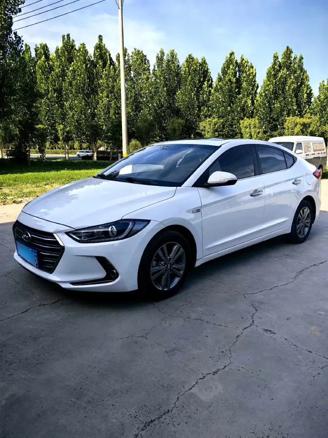 2018 Hyundai Elantra 1.4T 130HP L4 7DCT