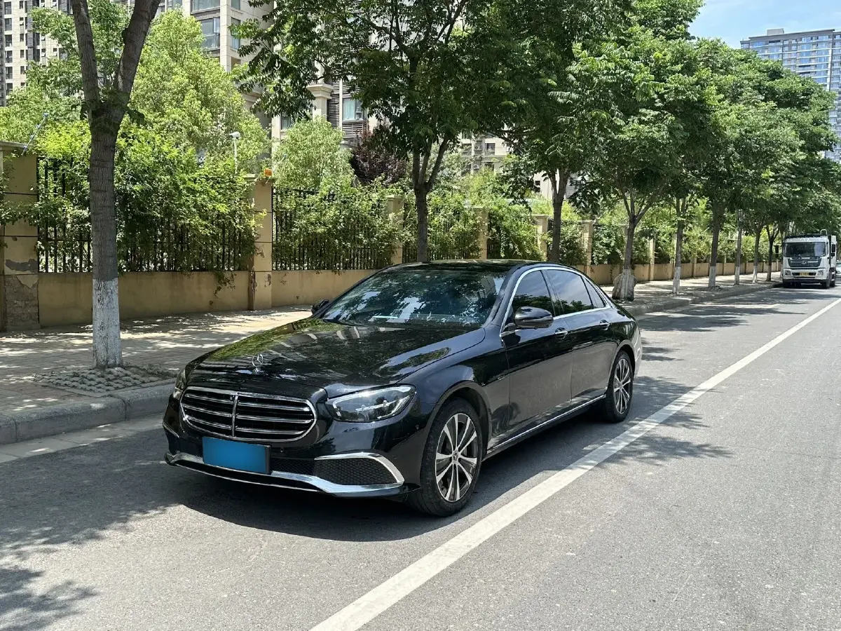 2022 Mercedes-Benz E Class 2.0T 211HP L4 9AT PHEV 25.4KWH