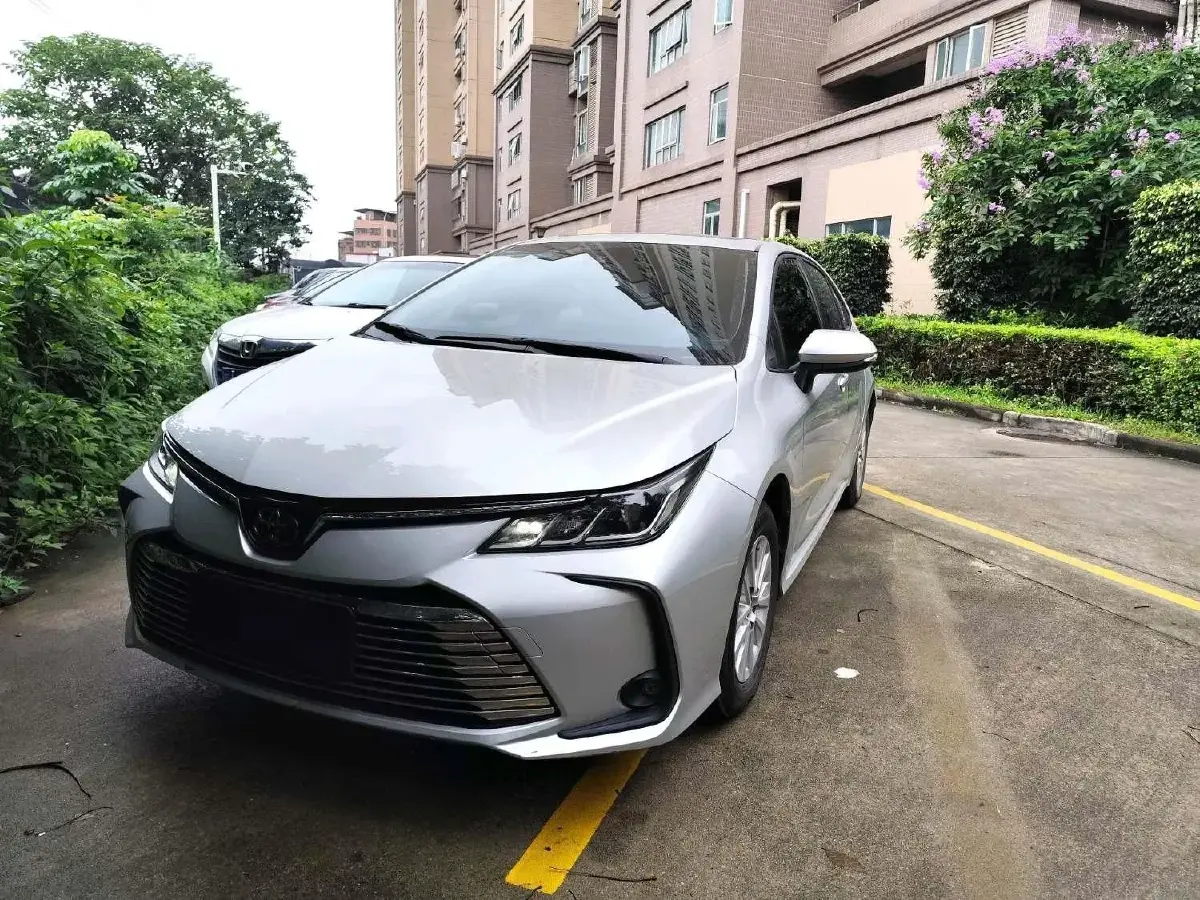 2021 Toyota Corolla 1.2T 116HP L4 CVT