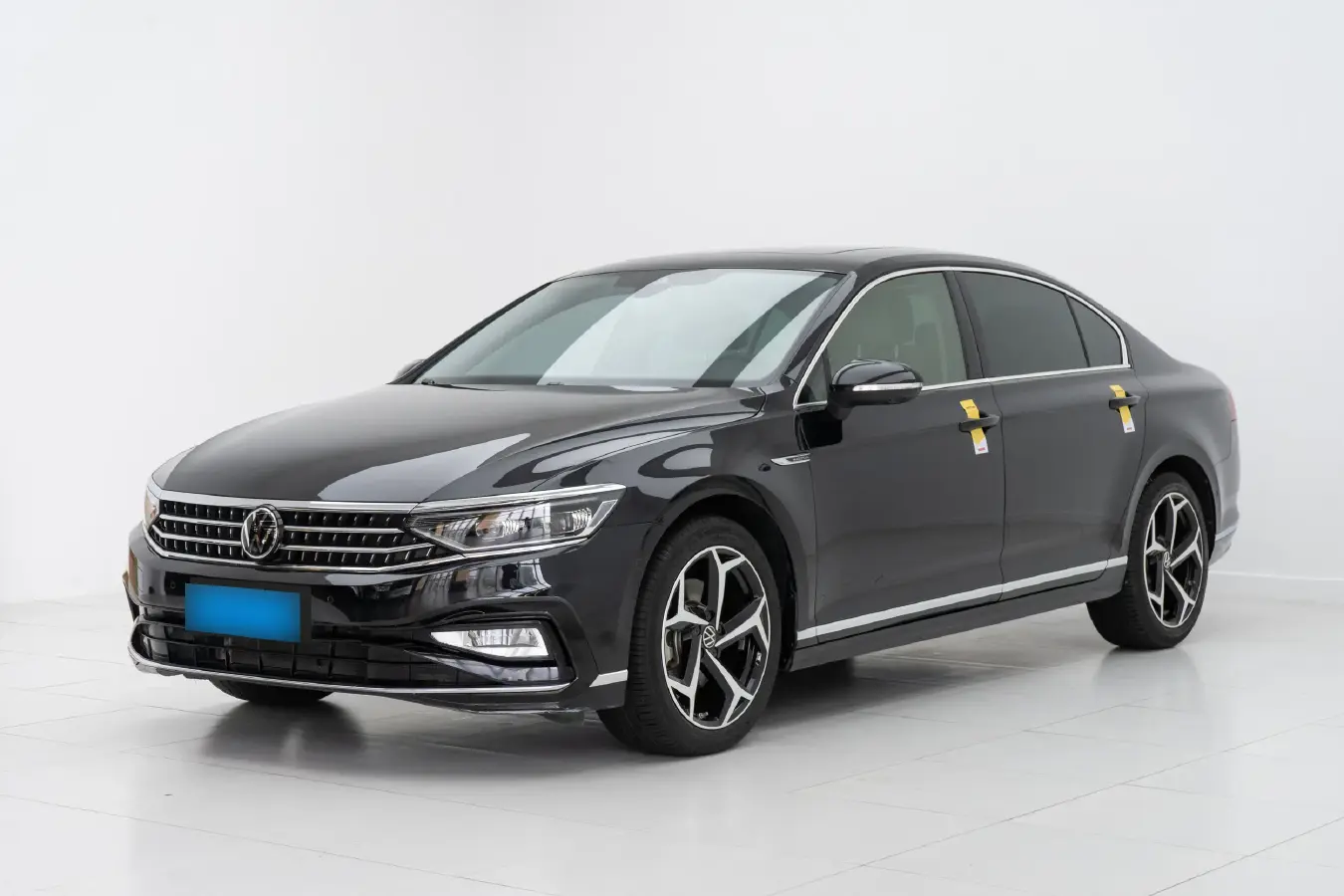 2023 Volkswagen Magotan 2.0T 220HP L4 7DCT