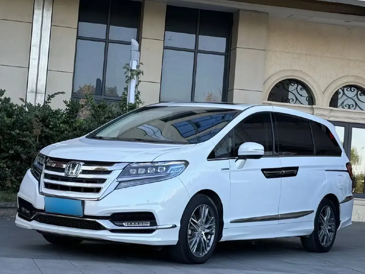 2019 Honda Elysioin 2.0L 146HP L4 E-CVT Hybrid