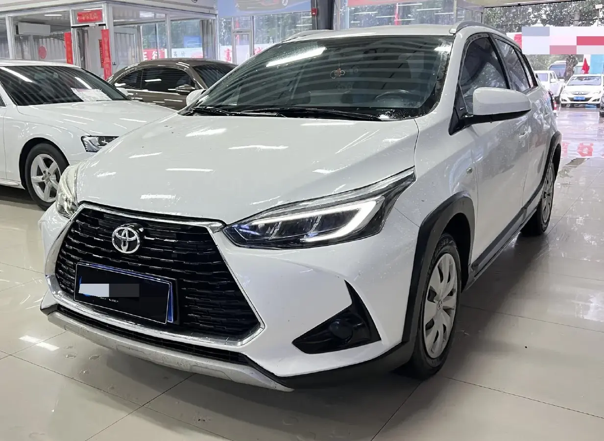 2022 Toyota Yaris L 1.5L 112HP L4 CVT