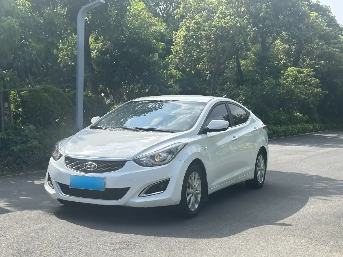 2016 Hyundai Elantra 1.6L 128HP L4 6AT