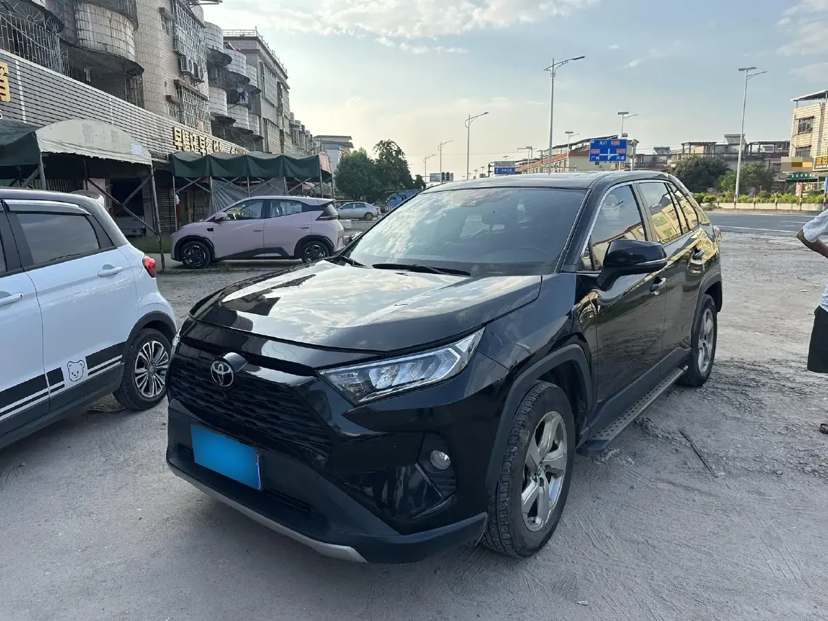 2021 Toyota RAV4 2.0L 171HP L4 CVT