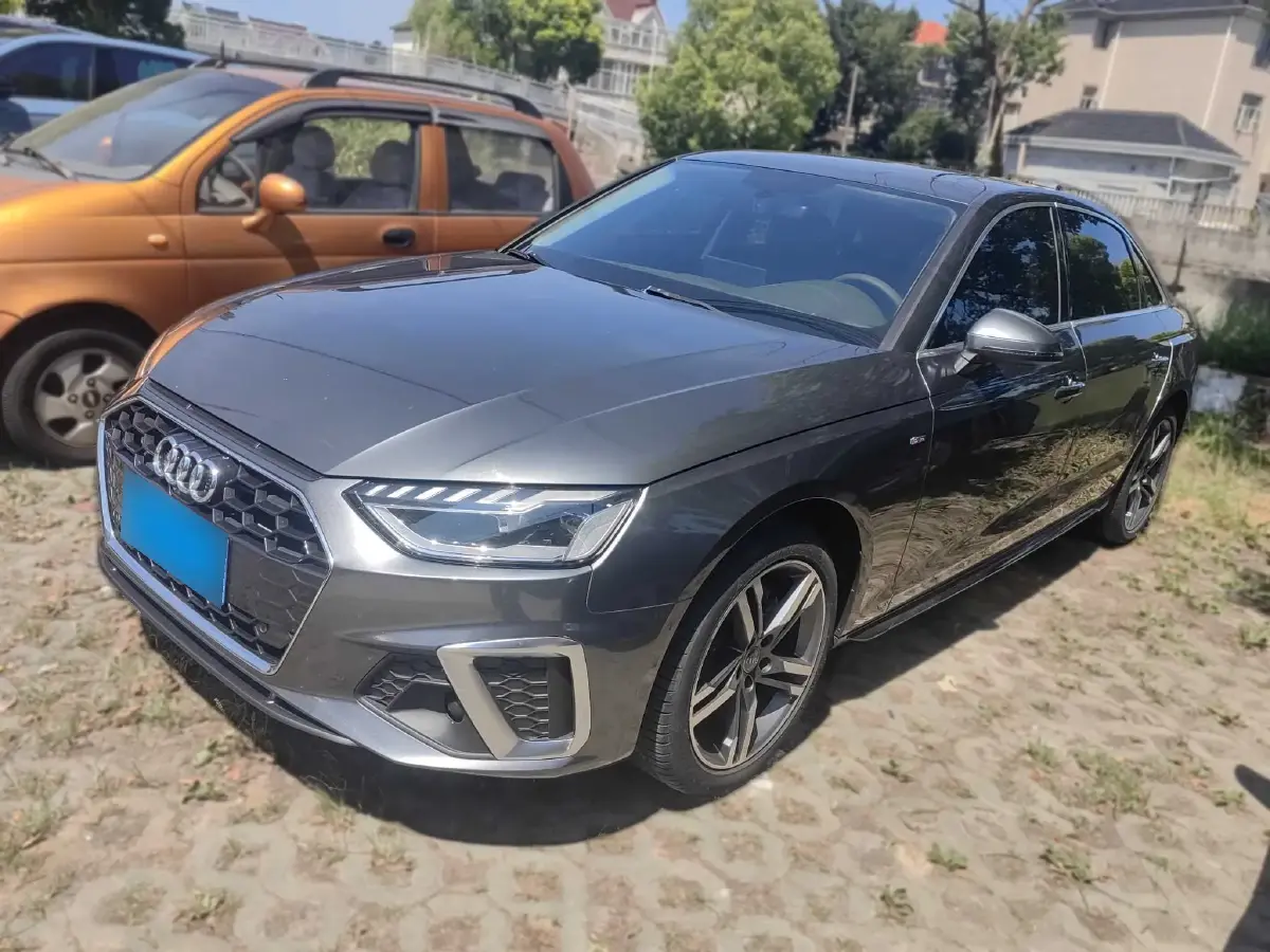 2020 Audi A4L 2.0T 150HP L4 7DCT