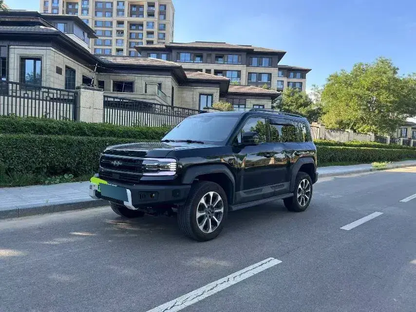 2023 FangChengBao Bao 5 1.5T 194HP L4 E-CVT PHEV 31.8KWH