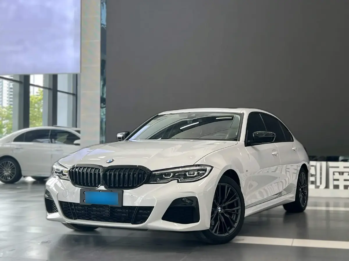 2021 BMW 3 Series 2.0T 184HP L4 8AT