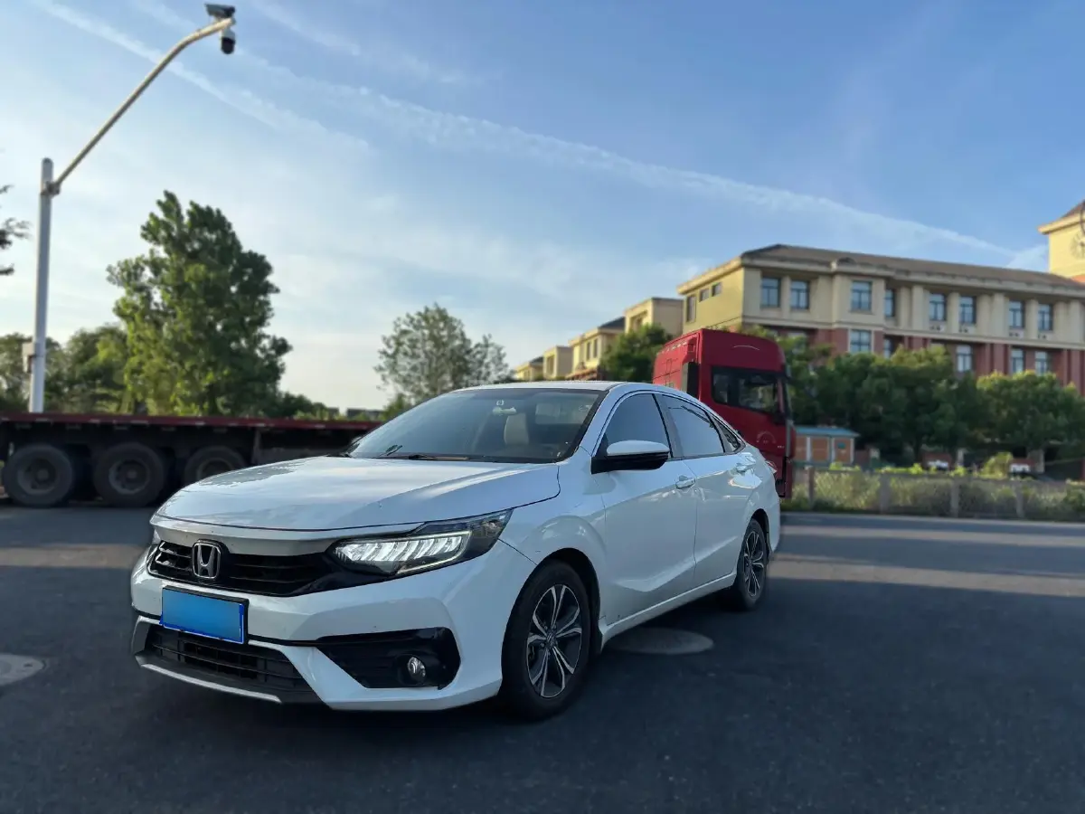 2022 Honda Envix 1.0T 122HP L3 CVT