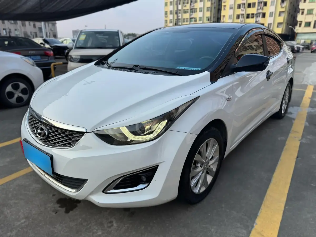 2016 Hyundai Elantra 1.6L 128HP L4 6AT