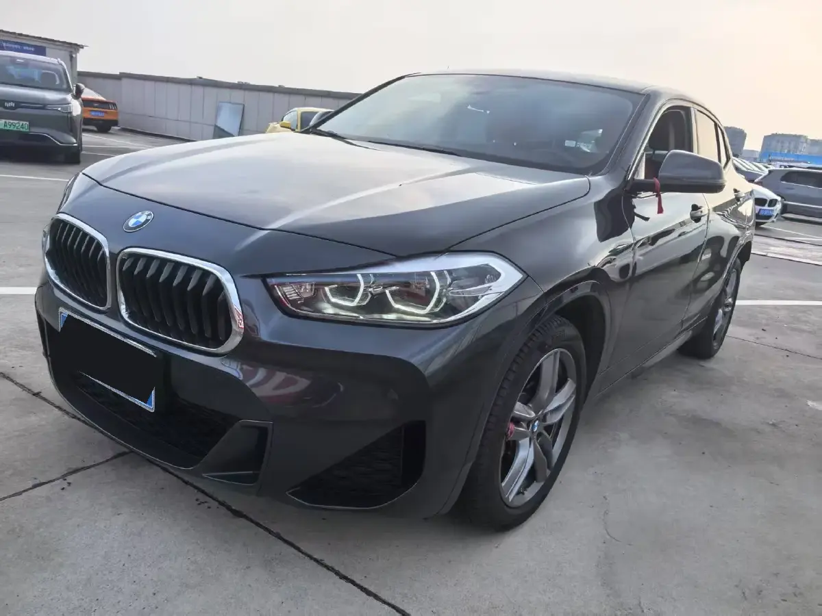 2022 BMW X2 2.0T 192HP L4 7DCT