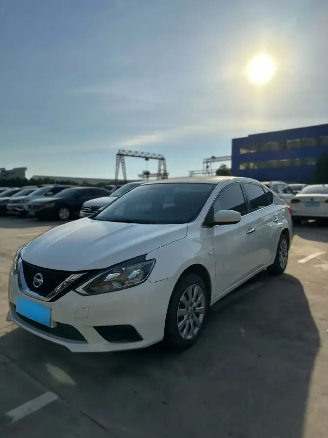 2022 Nissan Sylphy 1.6L 122HP L4 5MT