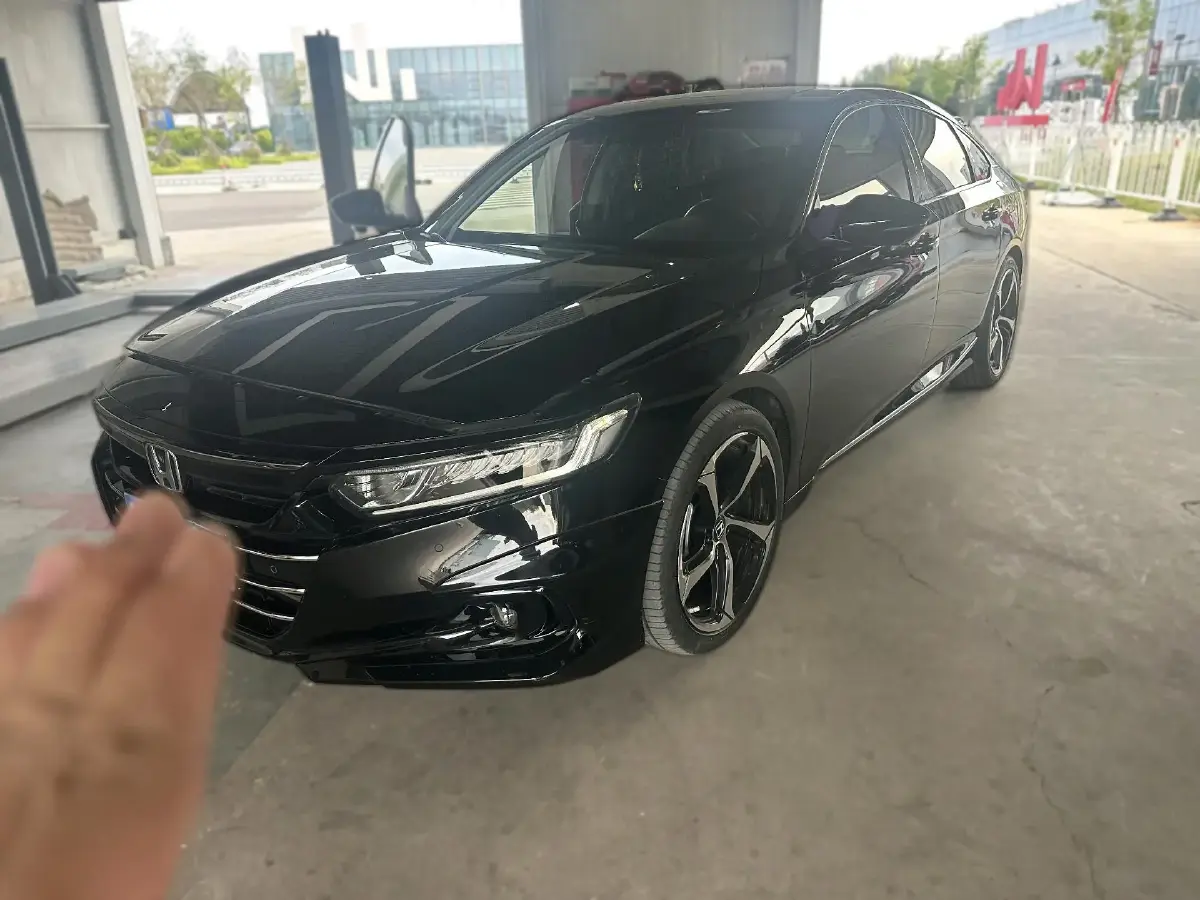2022 Honda Accord 1.5T 194HP L4 CVT