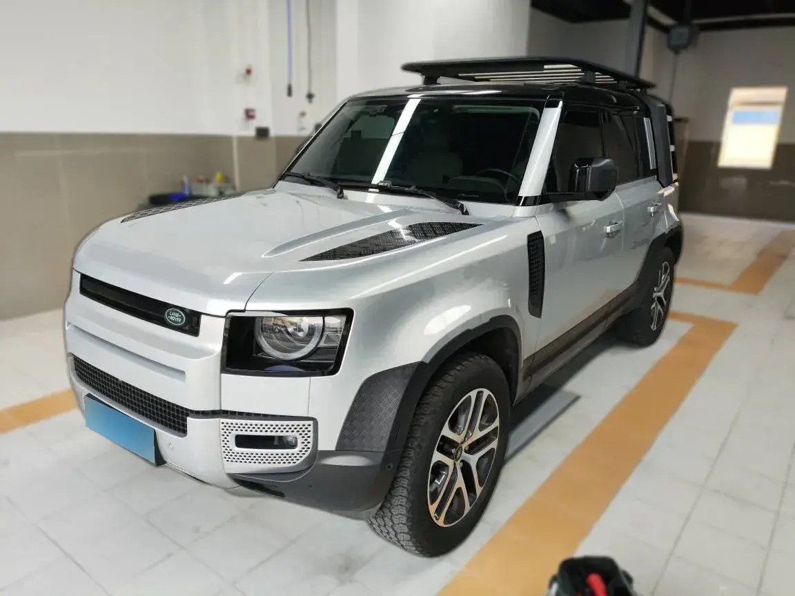 2022 Land Rover Defender 3.0T 400HP L6 8AT