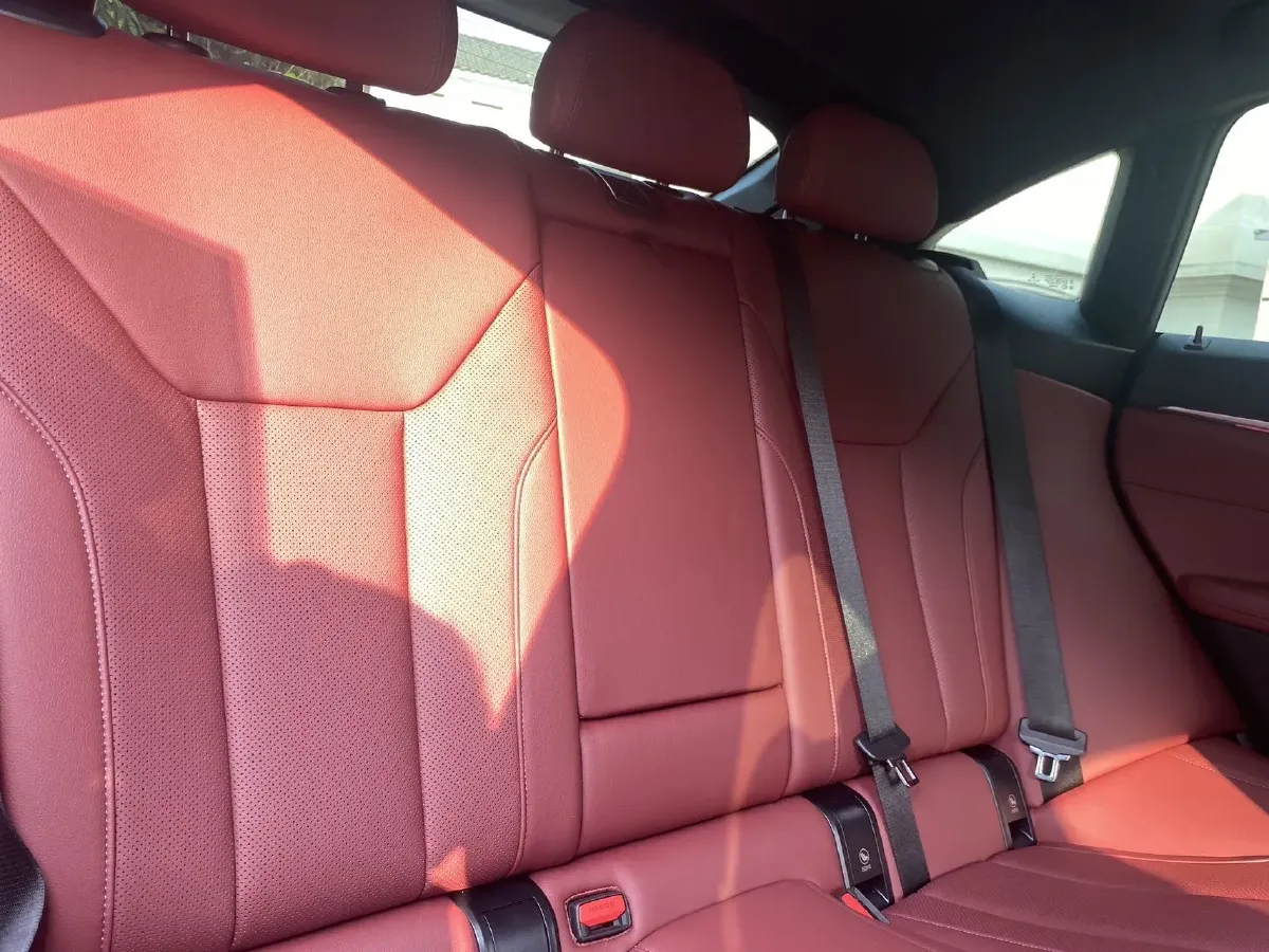 2022 BMW i4 BEV 83.9KWH,autocango,china used car exporter,china ev exporter,chinese used car exporter,chinese used ev exporter