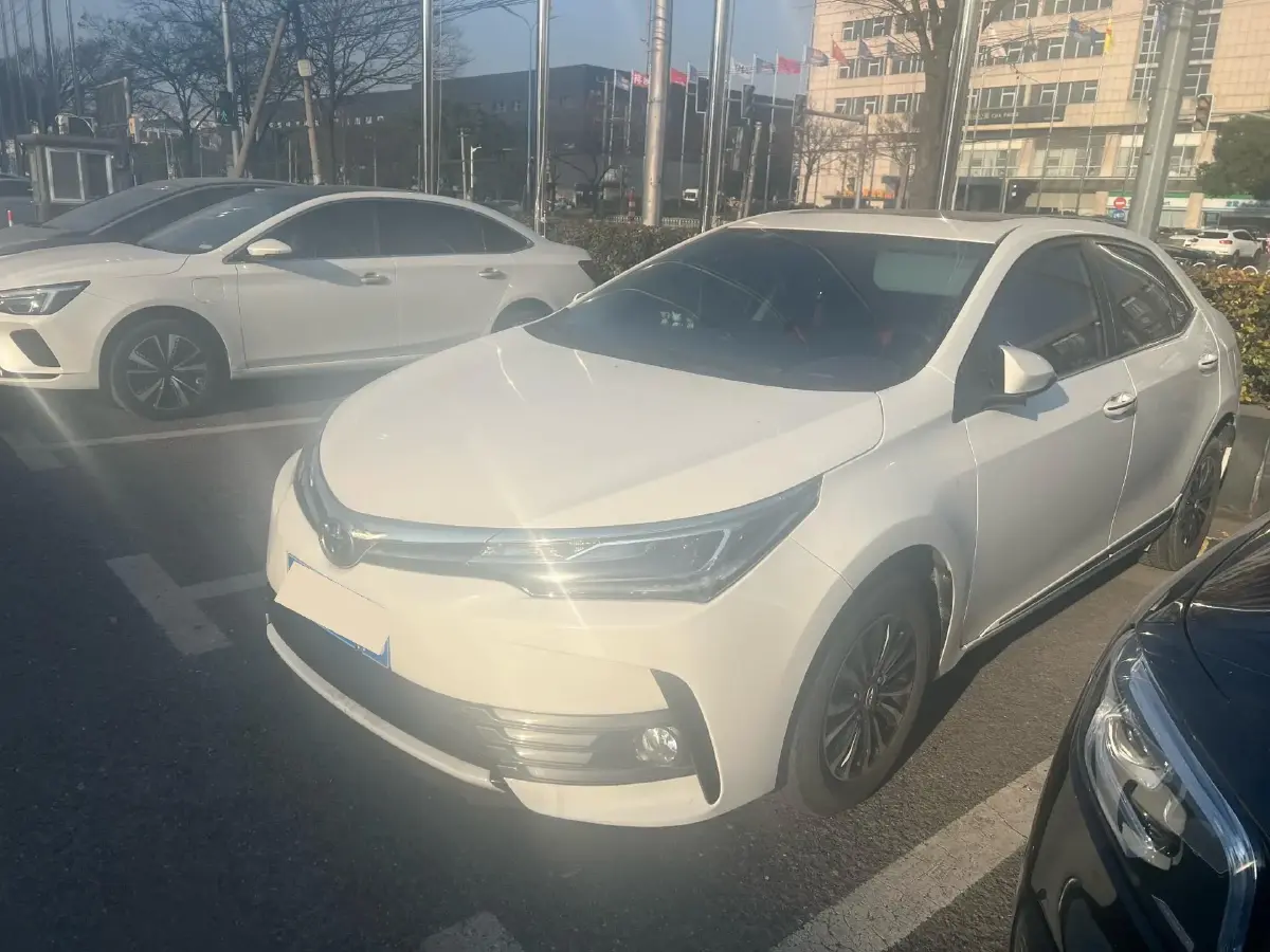 2018 Toyota Corolla 1.2T 116HP L4 CVT