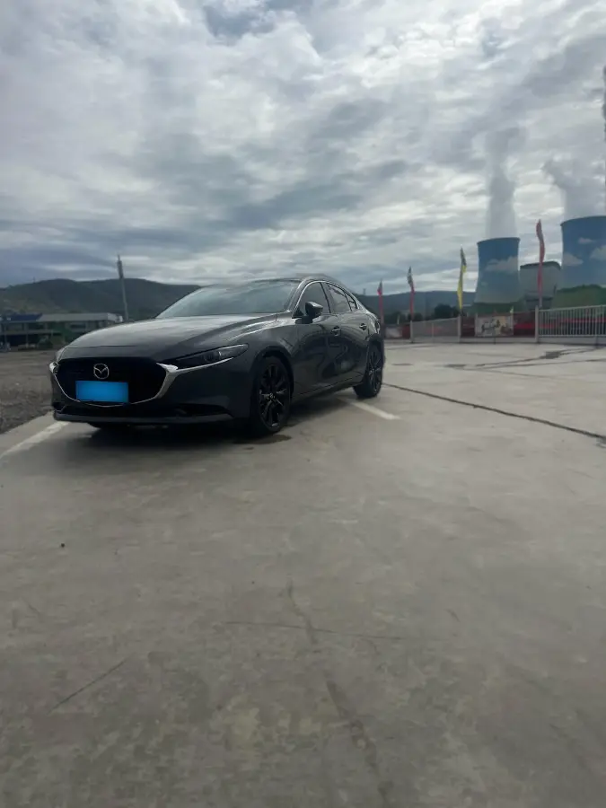 2022 Mazda 3 Axela 2.0L 158HP L4 6AT