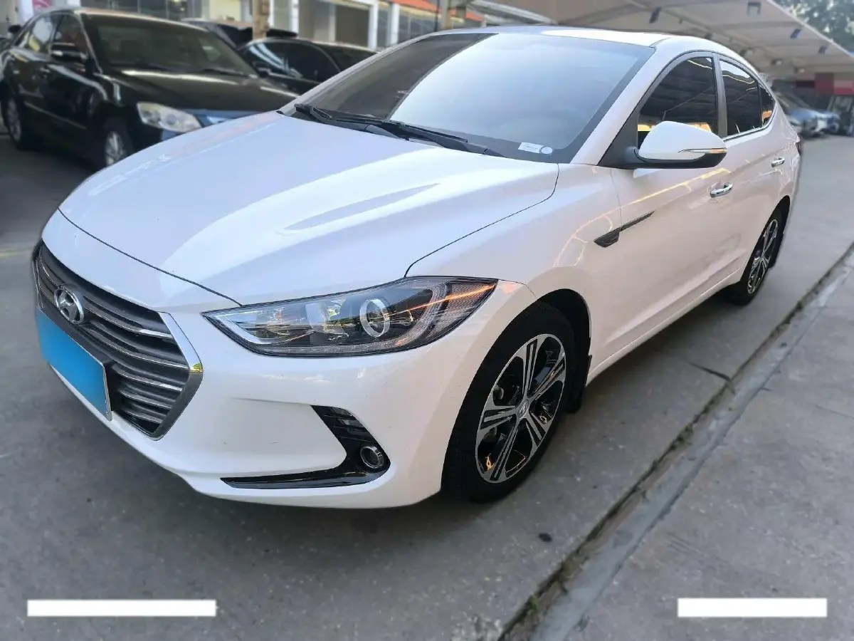 2018 Hyundai Elantra 1.4T 130HP L4 7DCT