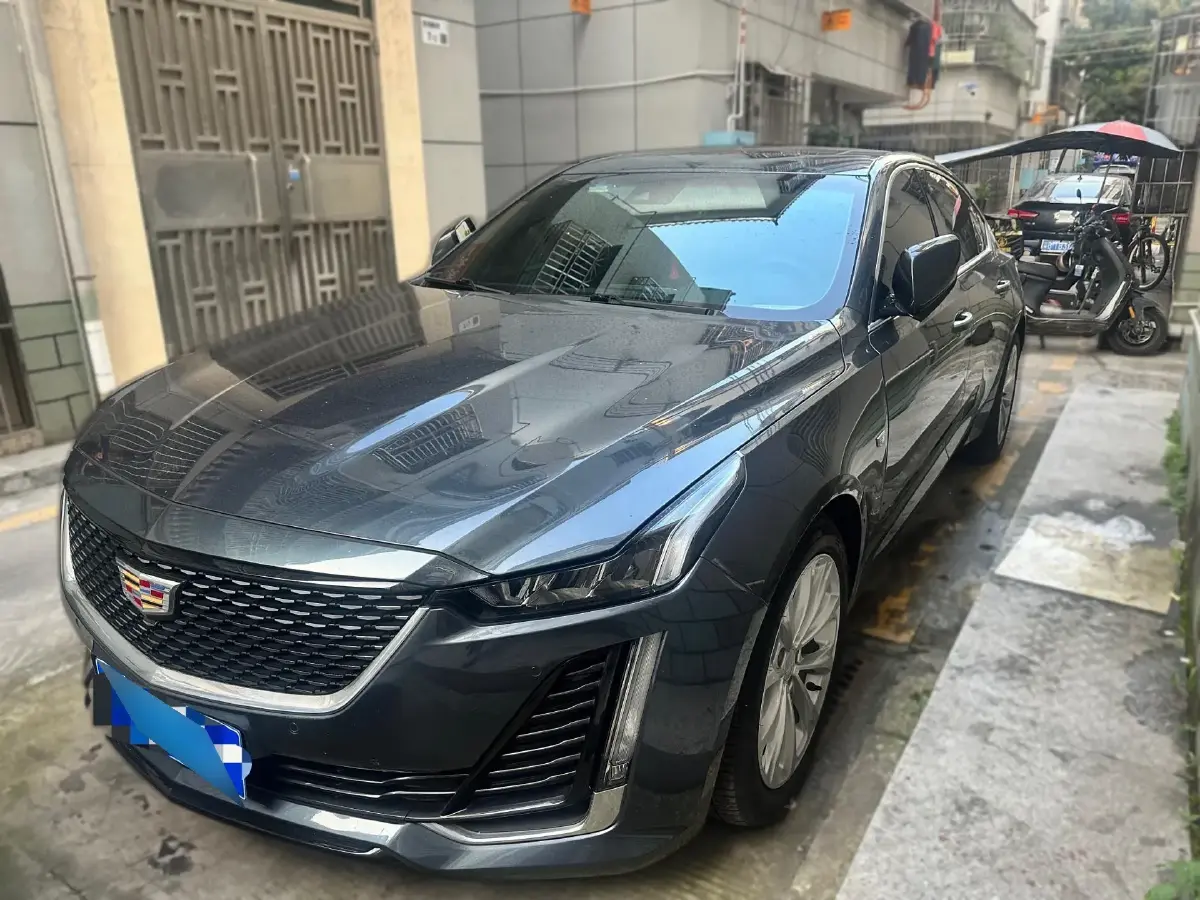 2021 Cadillac CT5 2.0T 237HP L4 10AT