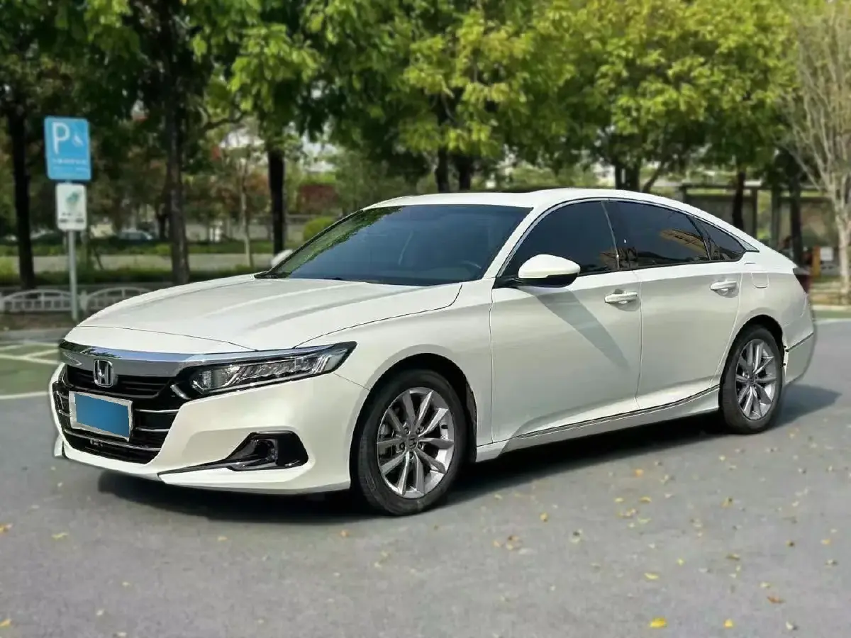 2022 Honda Accord 1.5T 194HP L4 CVT