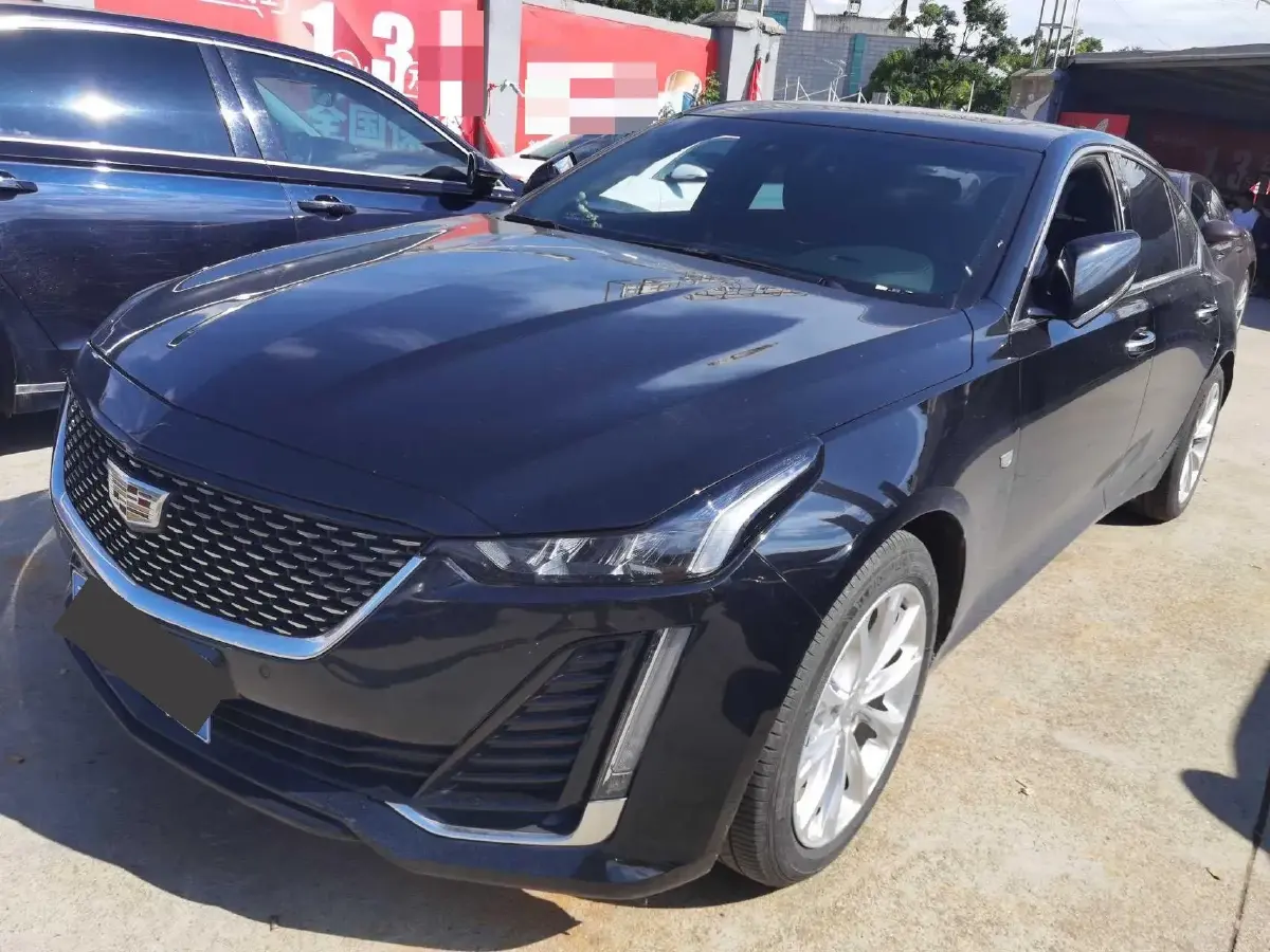 2022 Cadillac CT5 2.0T 237HP L4 10AT