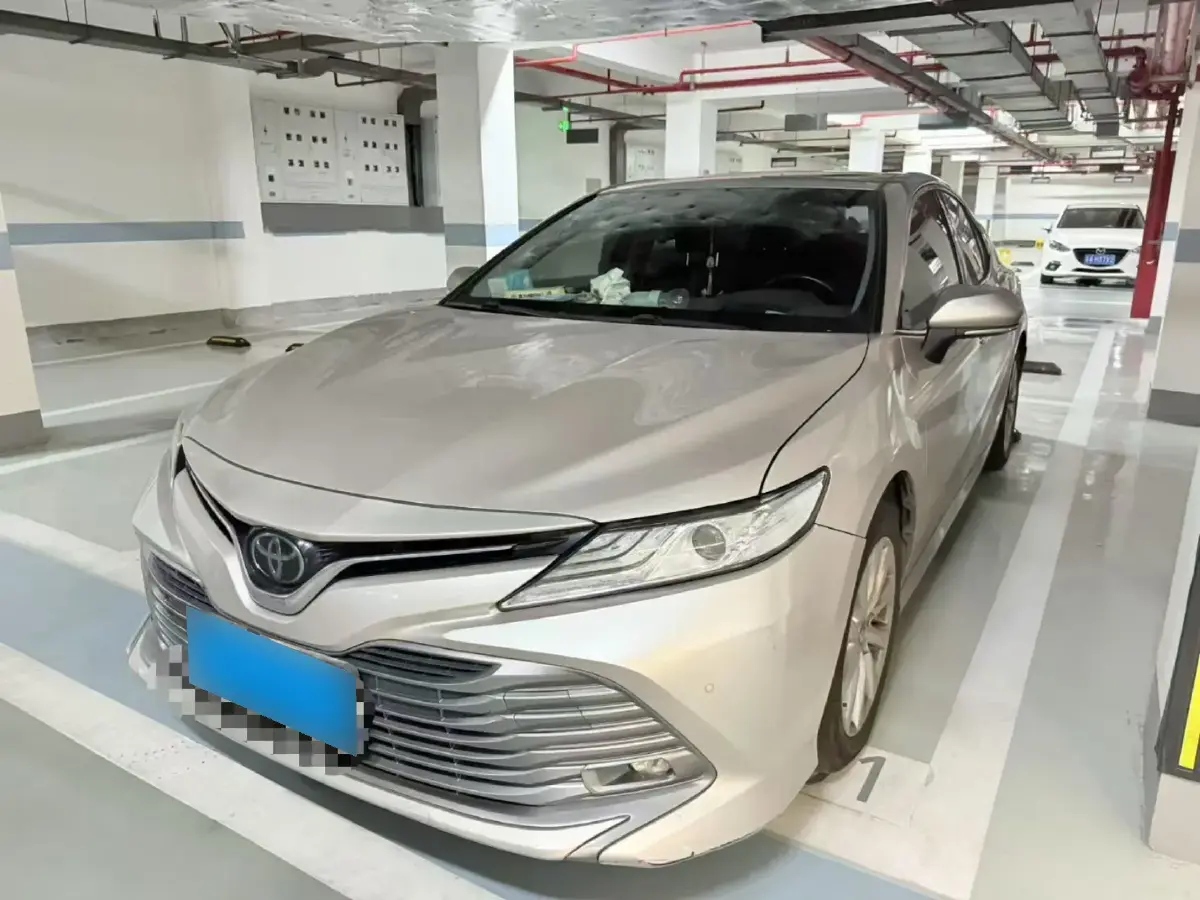 2019 Toyota Camry 2.0L 178HP L4 CVT