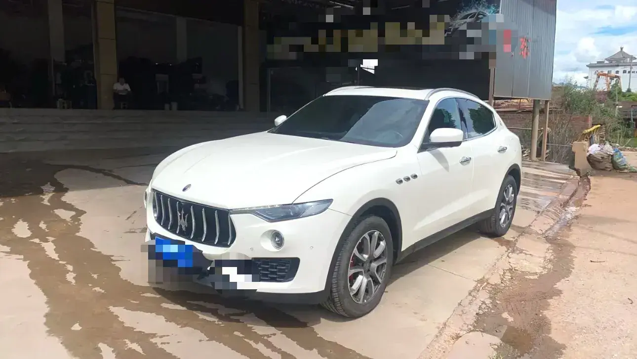 2018 Maserati Levante 3.0T 350HP V6 8AT