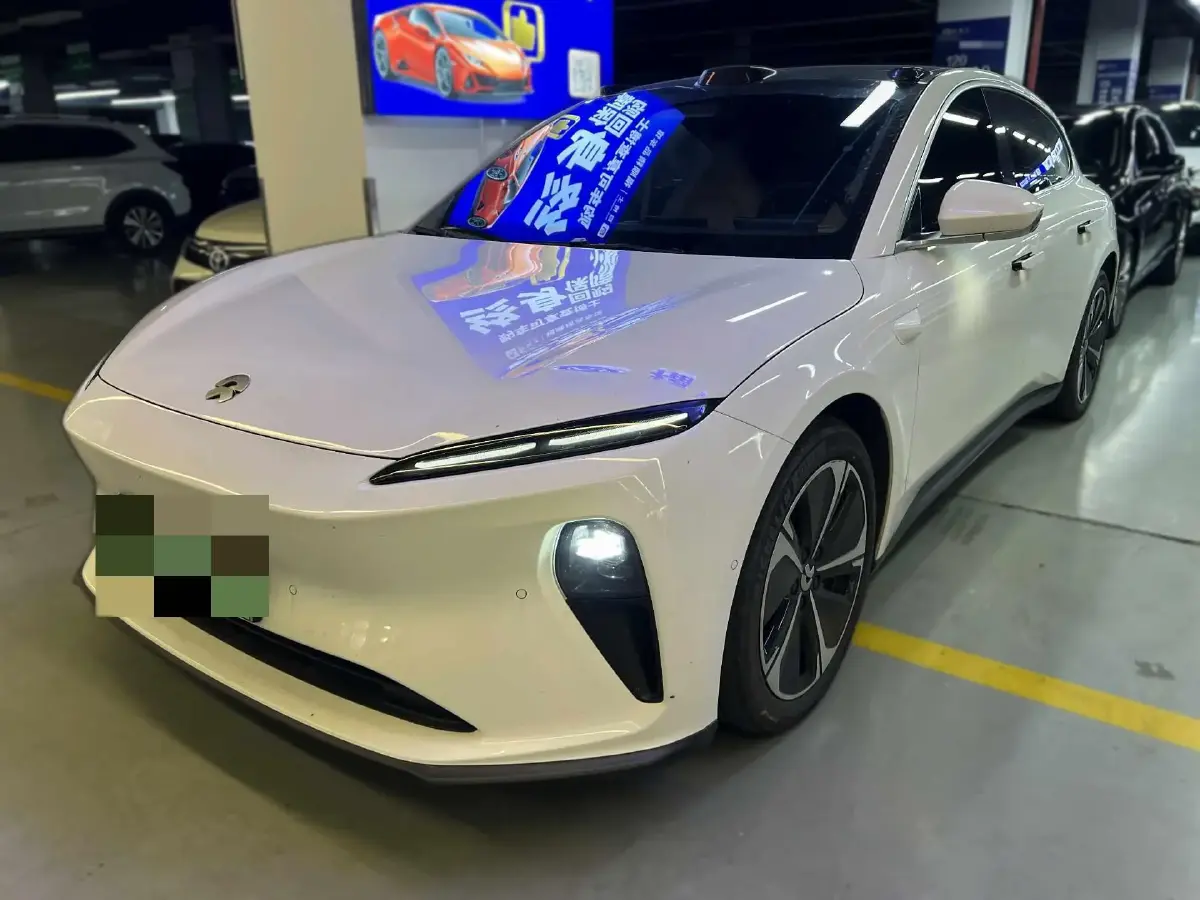 2023 NIO ET5T BEV 75KWH