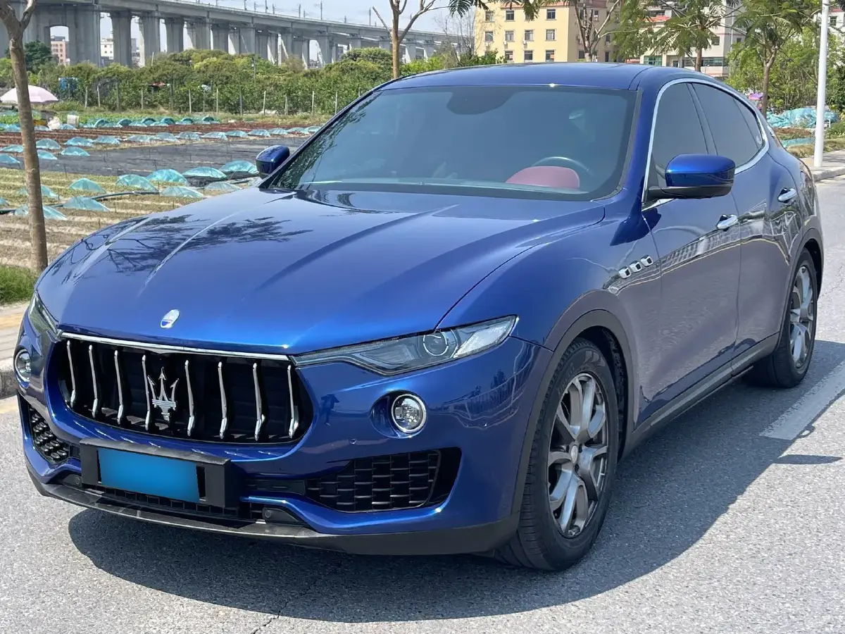 2018 Maserati Levante 3.0T 350HP V6 8AT