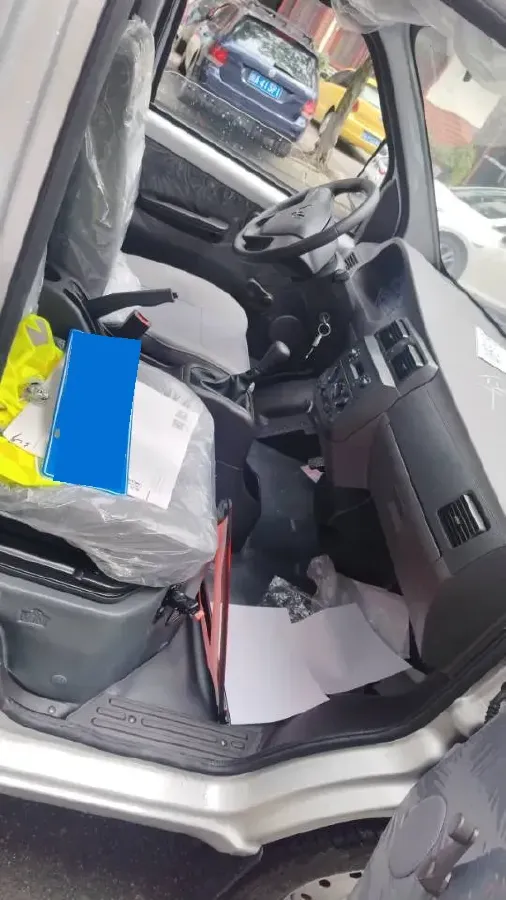 2023 WuLing RongGuang New Truck EV BEV 56.6KWH,autocango,china used car exporter,china ev exporter,chinese used car exporter,chinese used ev exporter