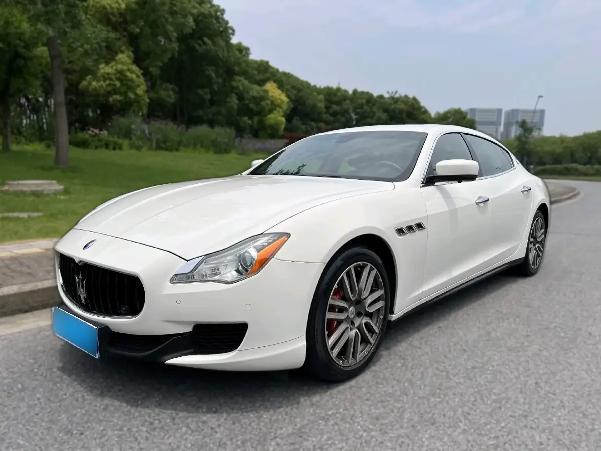 2015 Maserati Quattroporte 3.0T 409HP V6 8AT