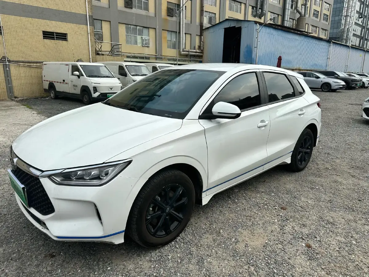 2021 BYD e2 BEV 43.2KWH