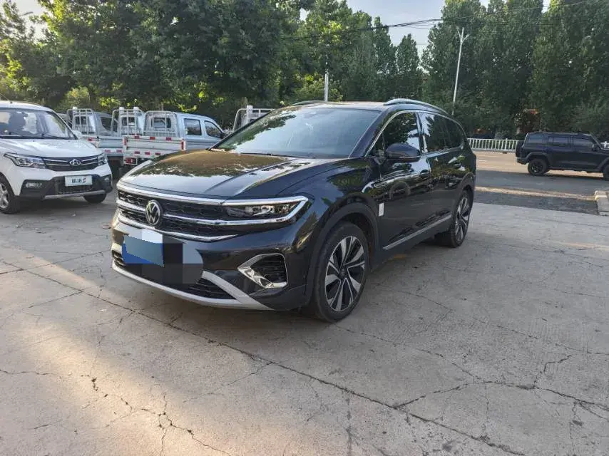 2022 Volkswagen Talagon 2.0T 220HP L4 7DCT