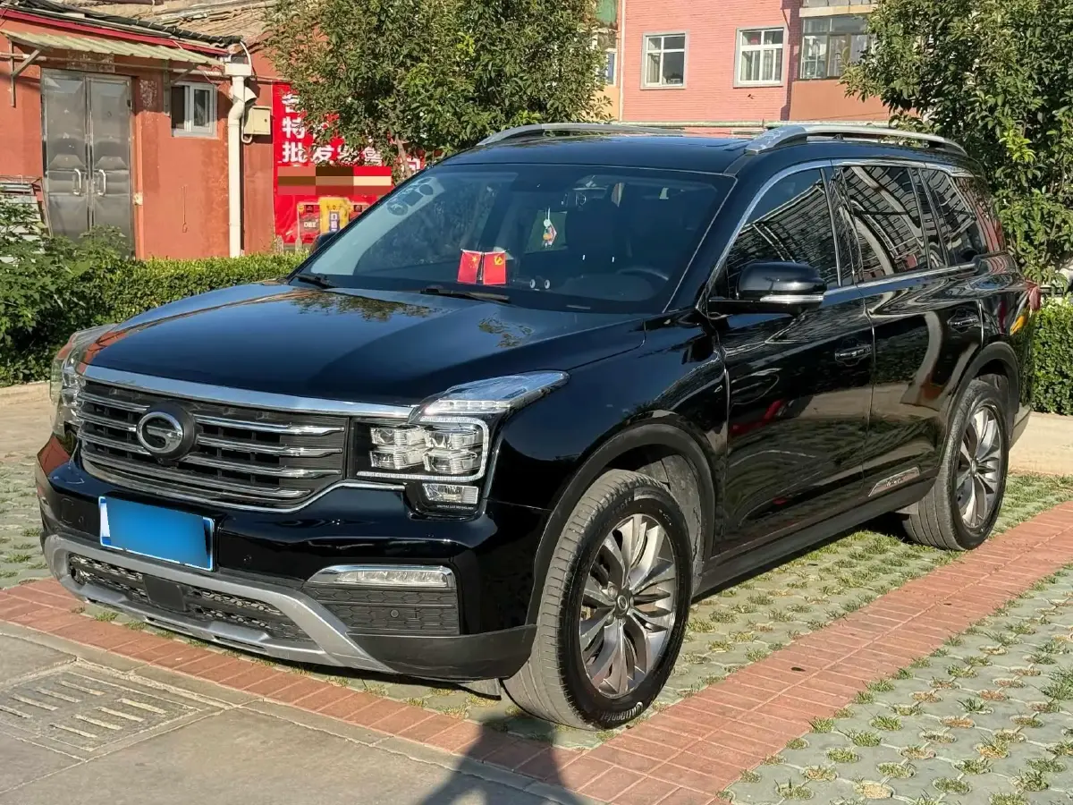 2017 GAC Trumpchi GS8 2.0T 201HP L4 6AT
