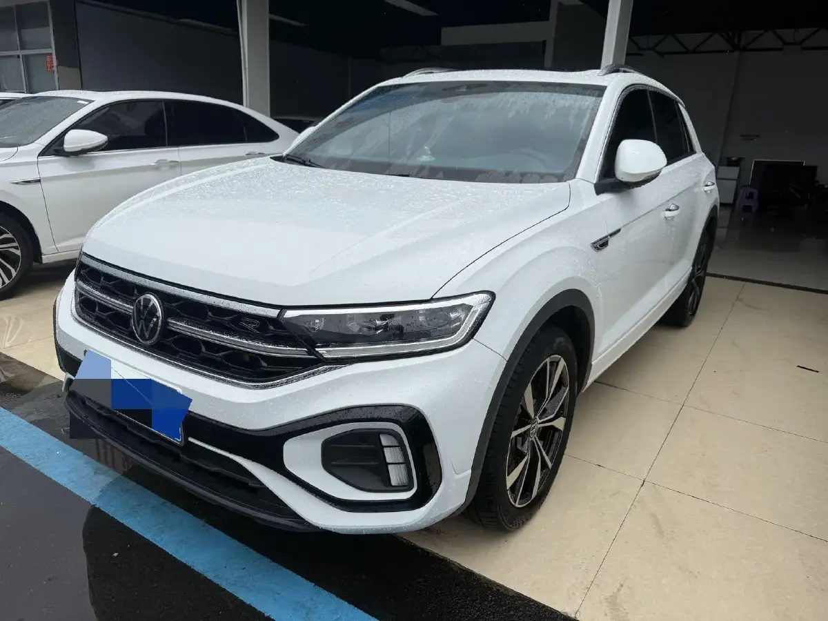 2024 Volkswagen T-Roc 1.5T 160HP L4 7DCT