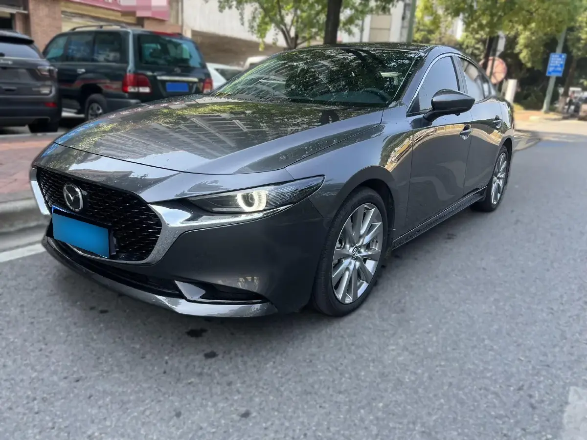 2023 Mazda 3 Axela 2.0L 158HP L4 6AT