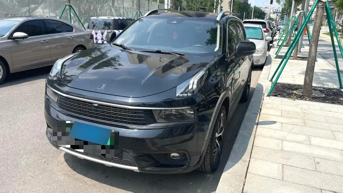 2018 LYNK&CO 01 EM-P 1.5T 180HP L3 7DCT PHEV 9.4KWH