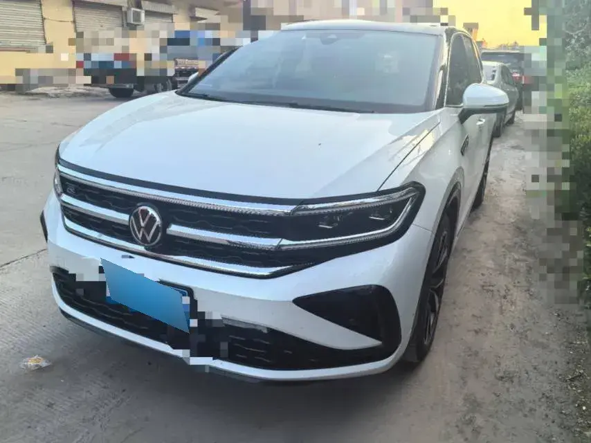 2021 Volkswagen Talagon 2.0T 220HP L4 7DCT