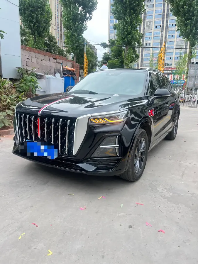 2023 HongQi HS5 2.0T 252HP L4 8AT