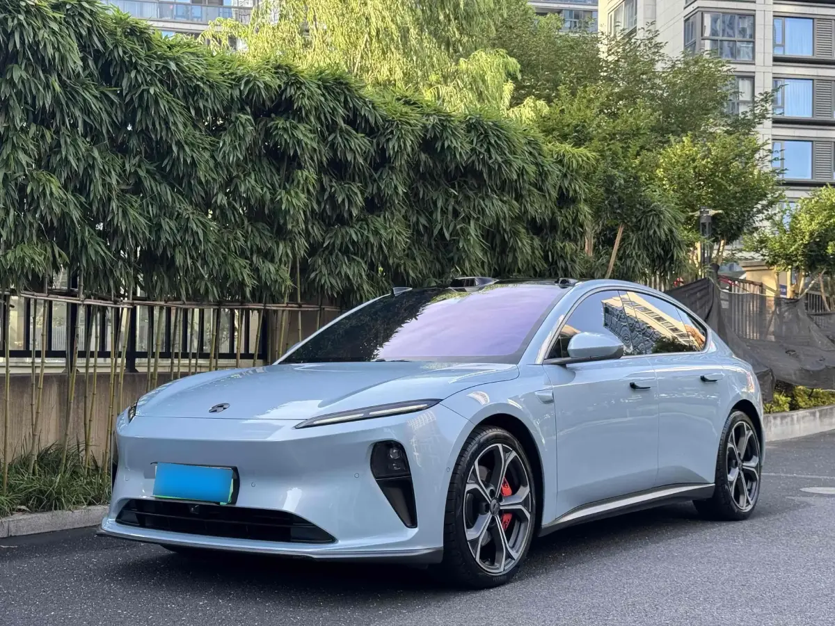 2023 NIO ET7 BEV 75KWH