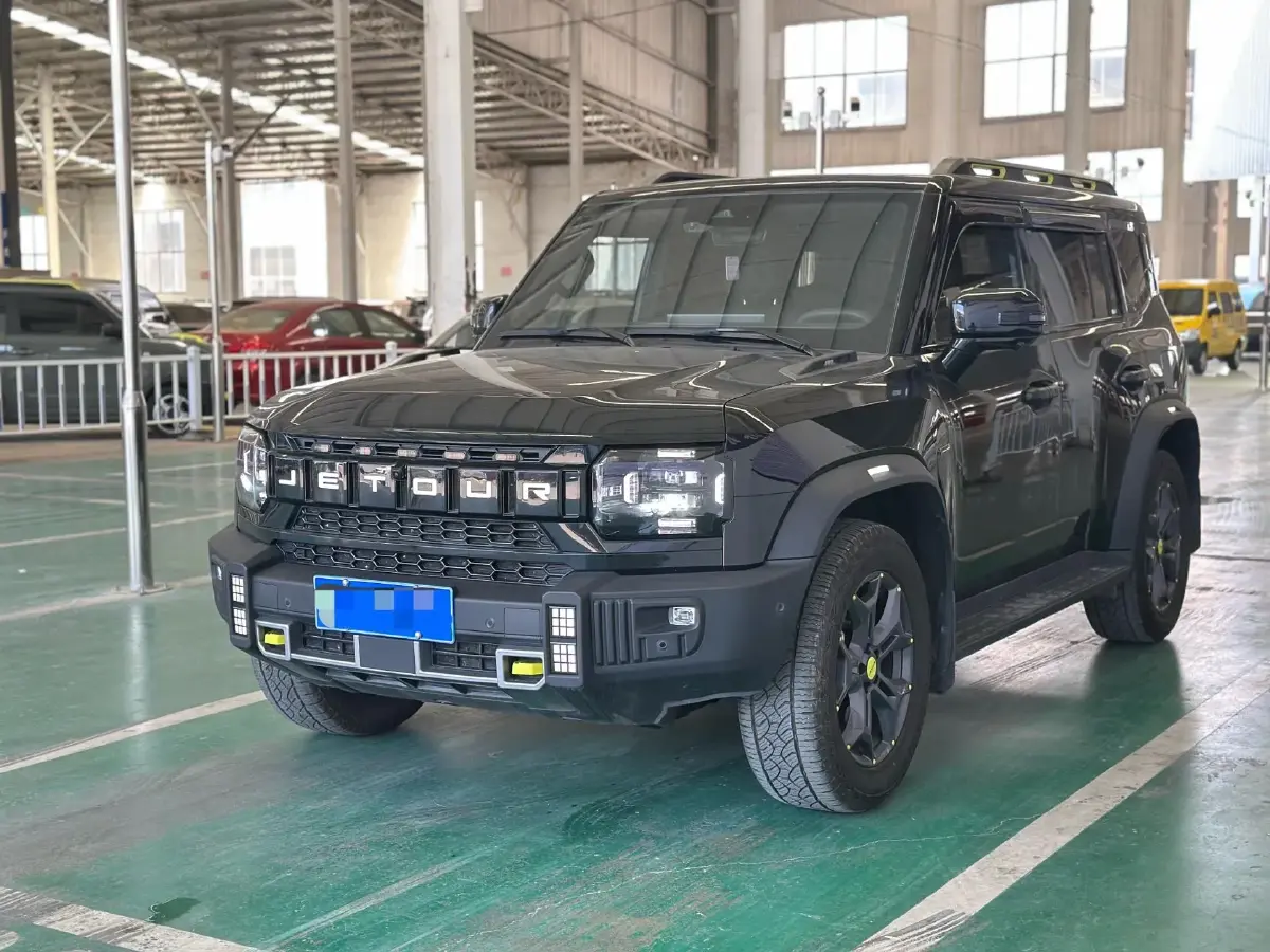 2023 Jetour Traveller 2.0T 254HP L4 7DCT