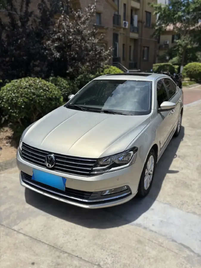 2017 Volkswagen Lavida 1.6L 110HP L4 6AT