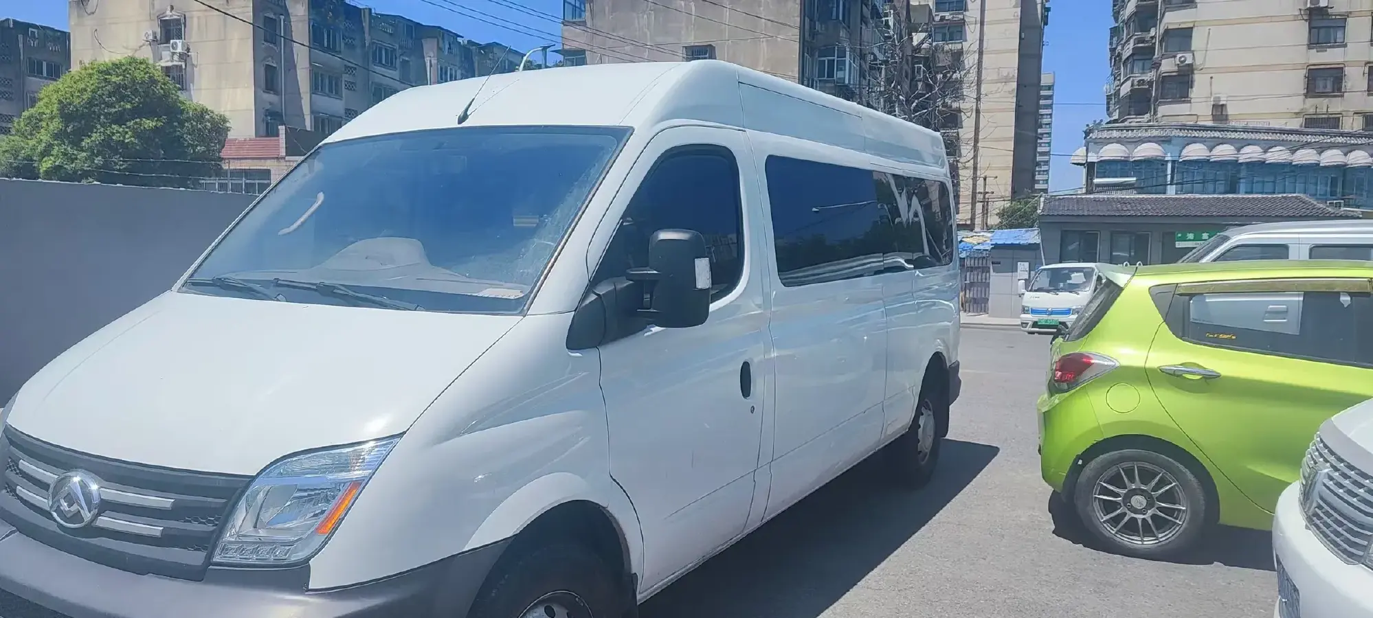 2020 MAXUS XinTu V80 2.5T 136HP L4 6MT