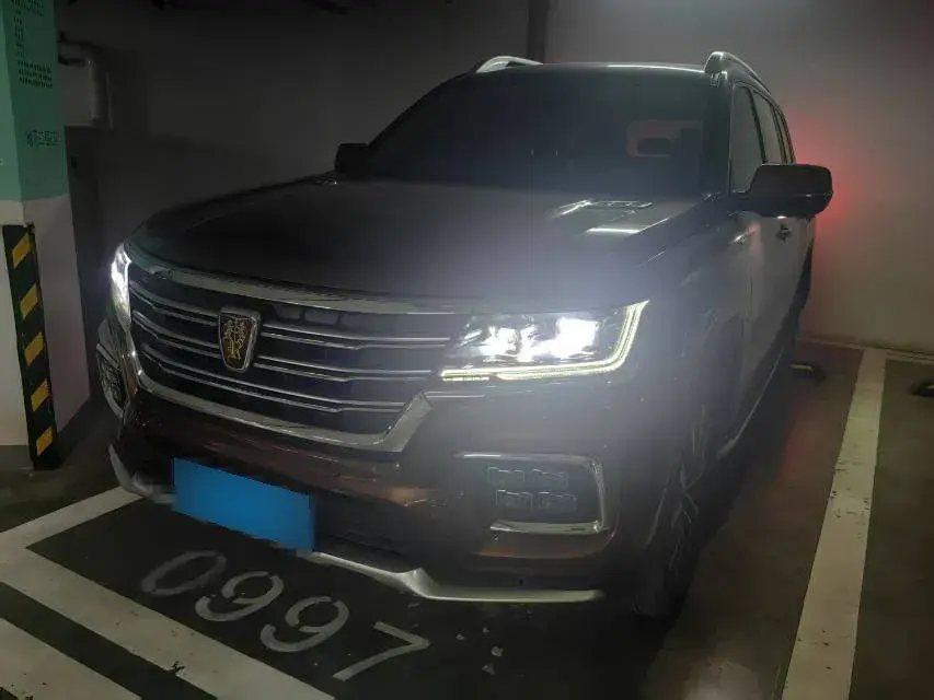 2018 Roewe RX8 2.0T 224HP L4 6AT