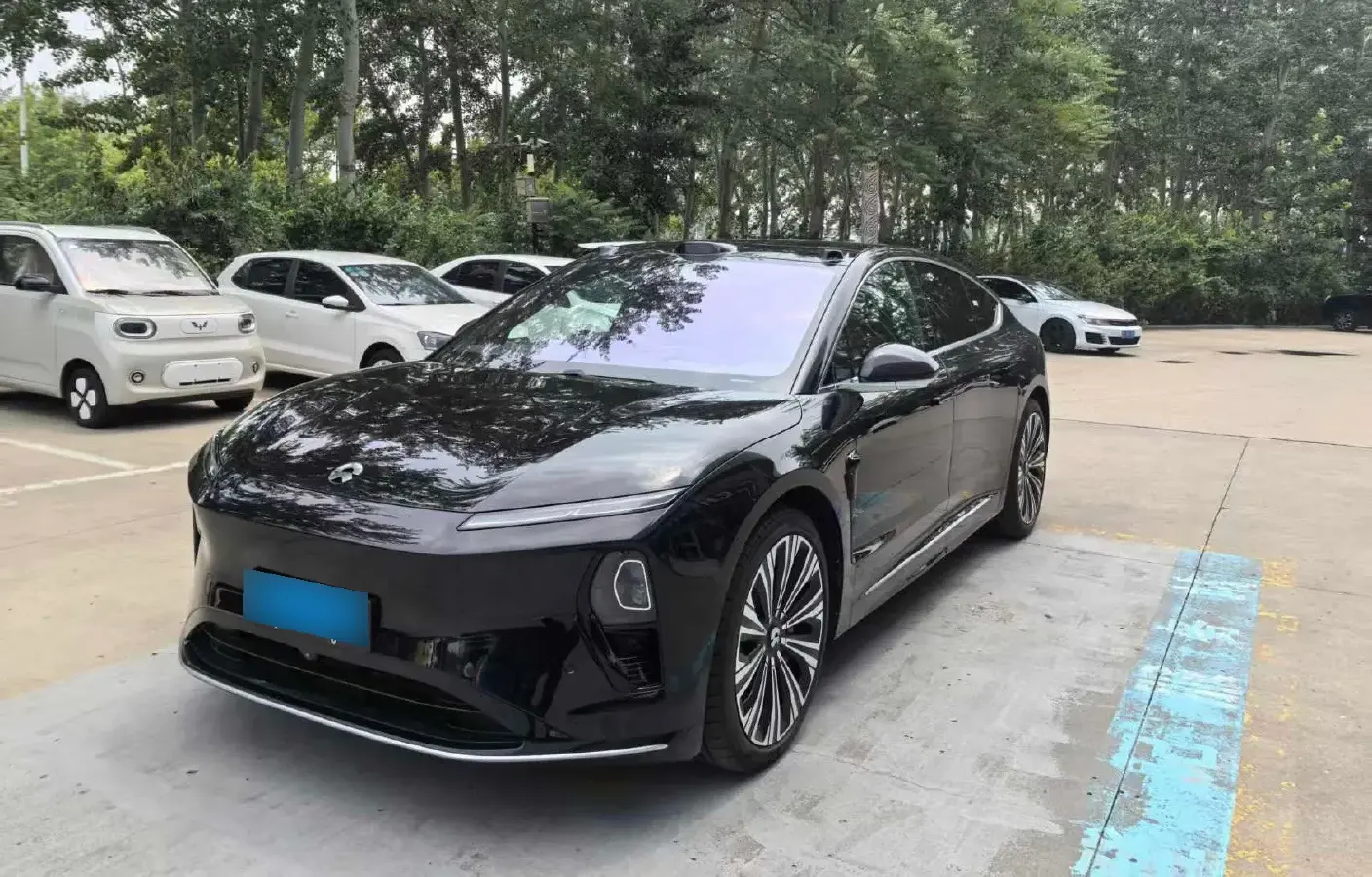 2025 NIO ET9 BEV 100KWH