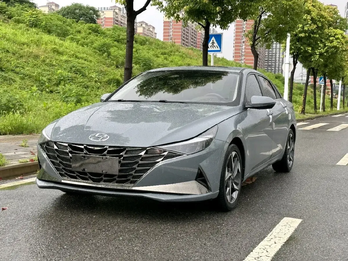 2021 Hyundai Elantra 1.5L 115HP L4 CVT