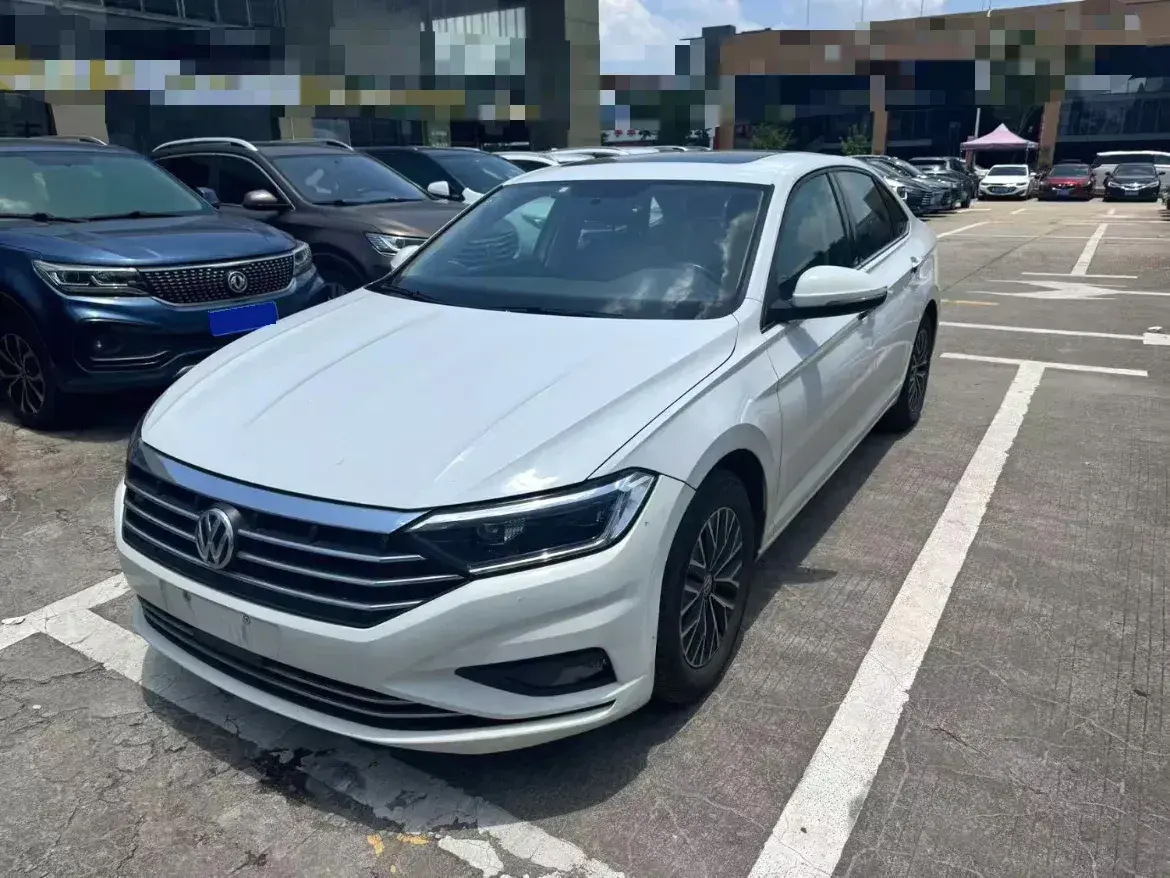 2019 Volkswagen Sagitar 1.2T 116HP L4 5MT