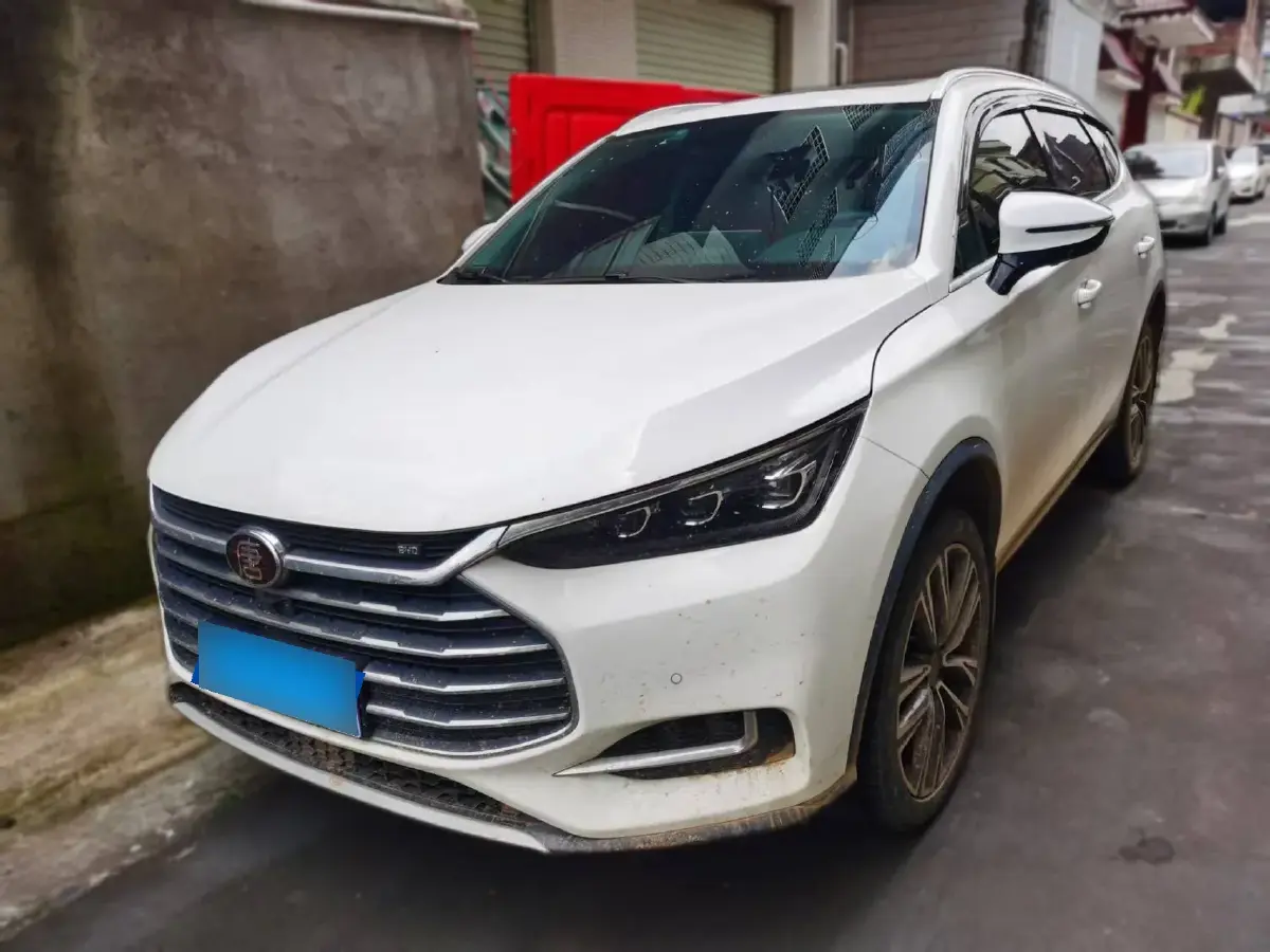 2018 BYD Tang 2.0T 205HP L4 6AT