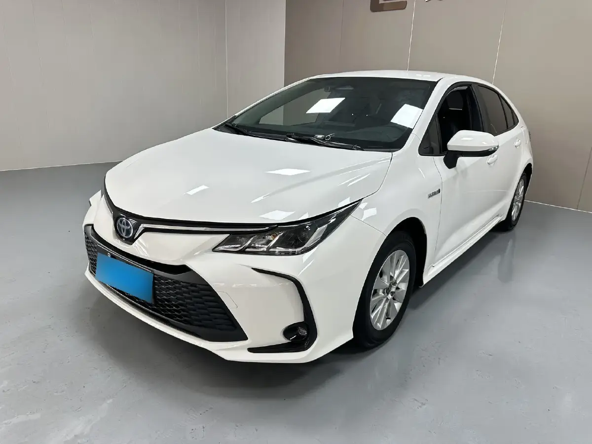 2023 Toyota Corolla 1.8L 98HP L4 E-CVT Hybrid