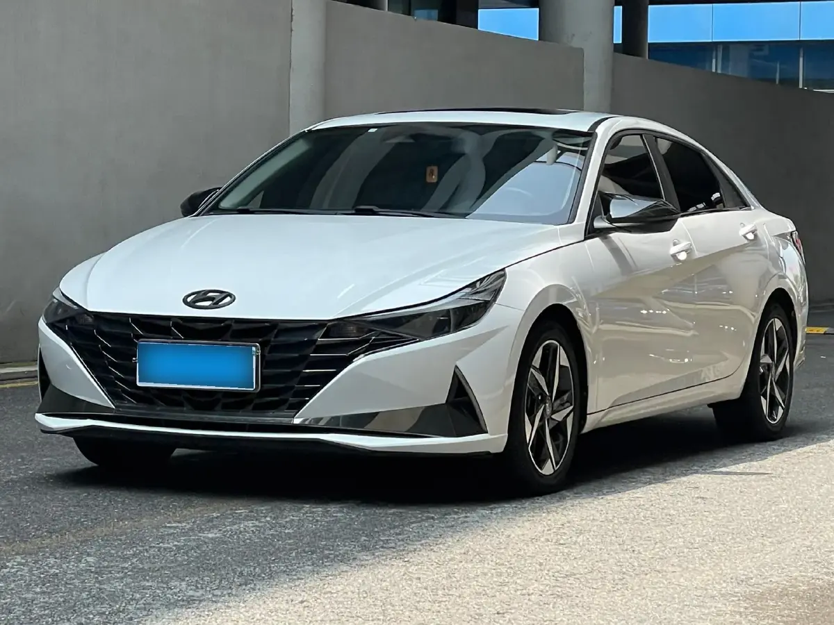 2021 Hyundai Elantra 1.5L 115HP L4 CVT