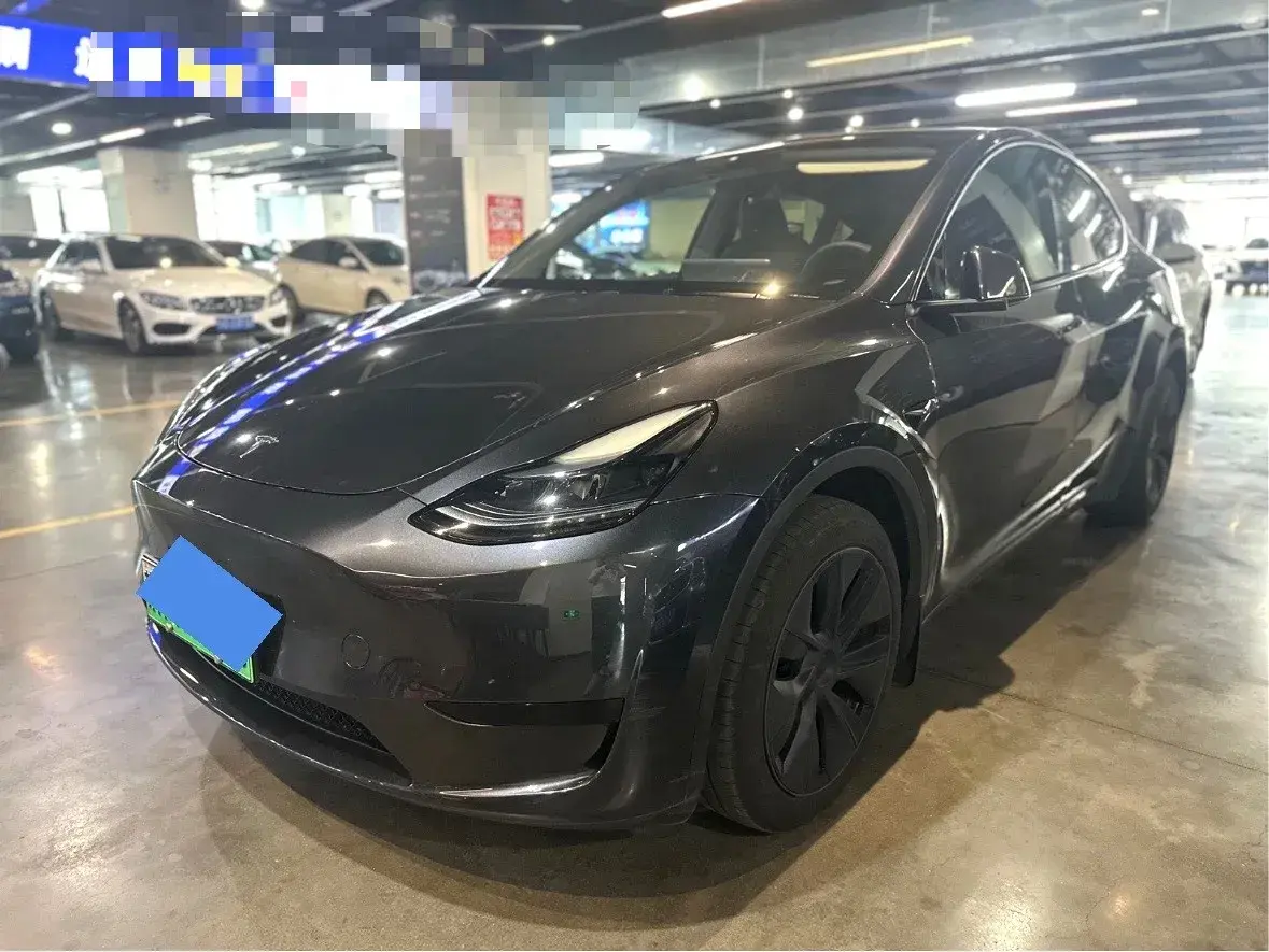 2024 Tesla Model Y BEV 60KWH